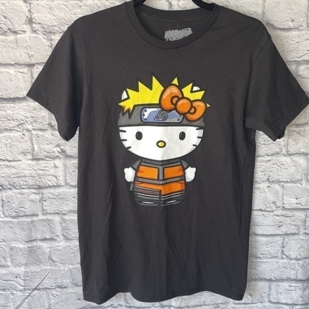 NWOT Unisex Hello Kitty Naruto Shippuden Sanrio Short Sleeve Graphic Tee Shirt